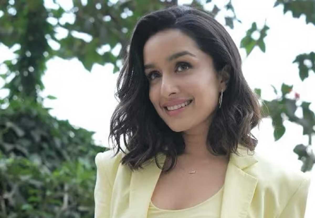 श्रद्धा कपूर ने संडे के लिए बनाई मजेदार योजना, फैंस से की मीम्स और रील्स में टैग करने की अपील